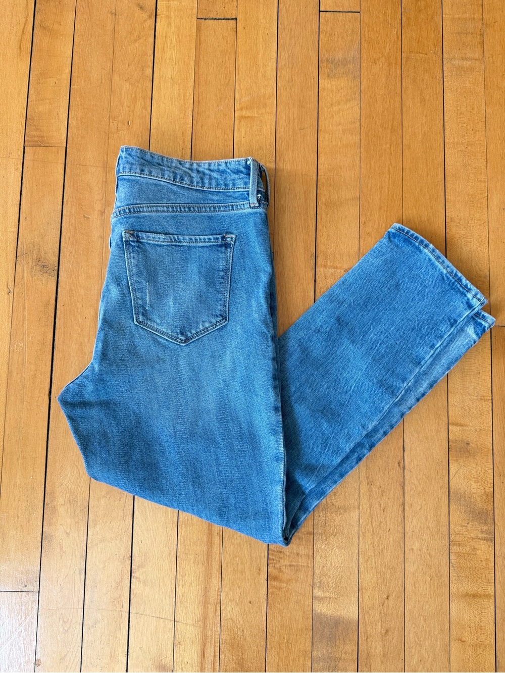 Distressed Old Navy Power Straight High Rise jeans